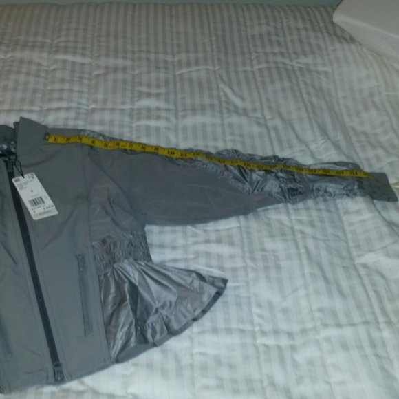 ADIDAS by Stella McCartney RUN WIND gray jacket -Women's Size Small - Picture 16 of 16